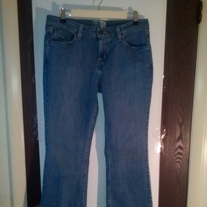 Levis Signature Bootcut Jeans (A)